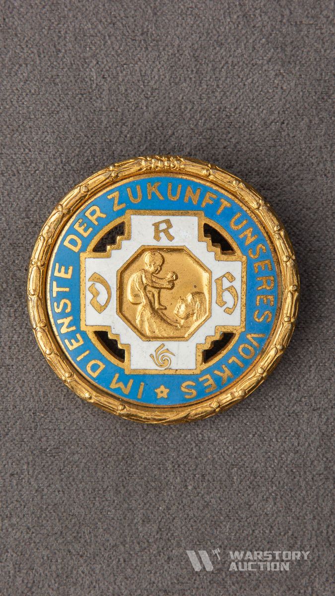 Reichsfachschaft Deutscher Hebammen. Брошь акушерки в золоте. 1935-1945 гг.