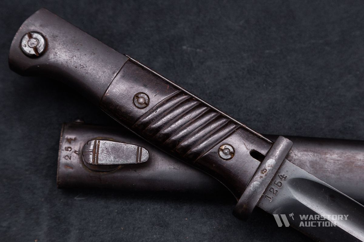 Немецкий штык к винтовке системы Маузера 1884/98, разные производители, один номер