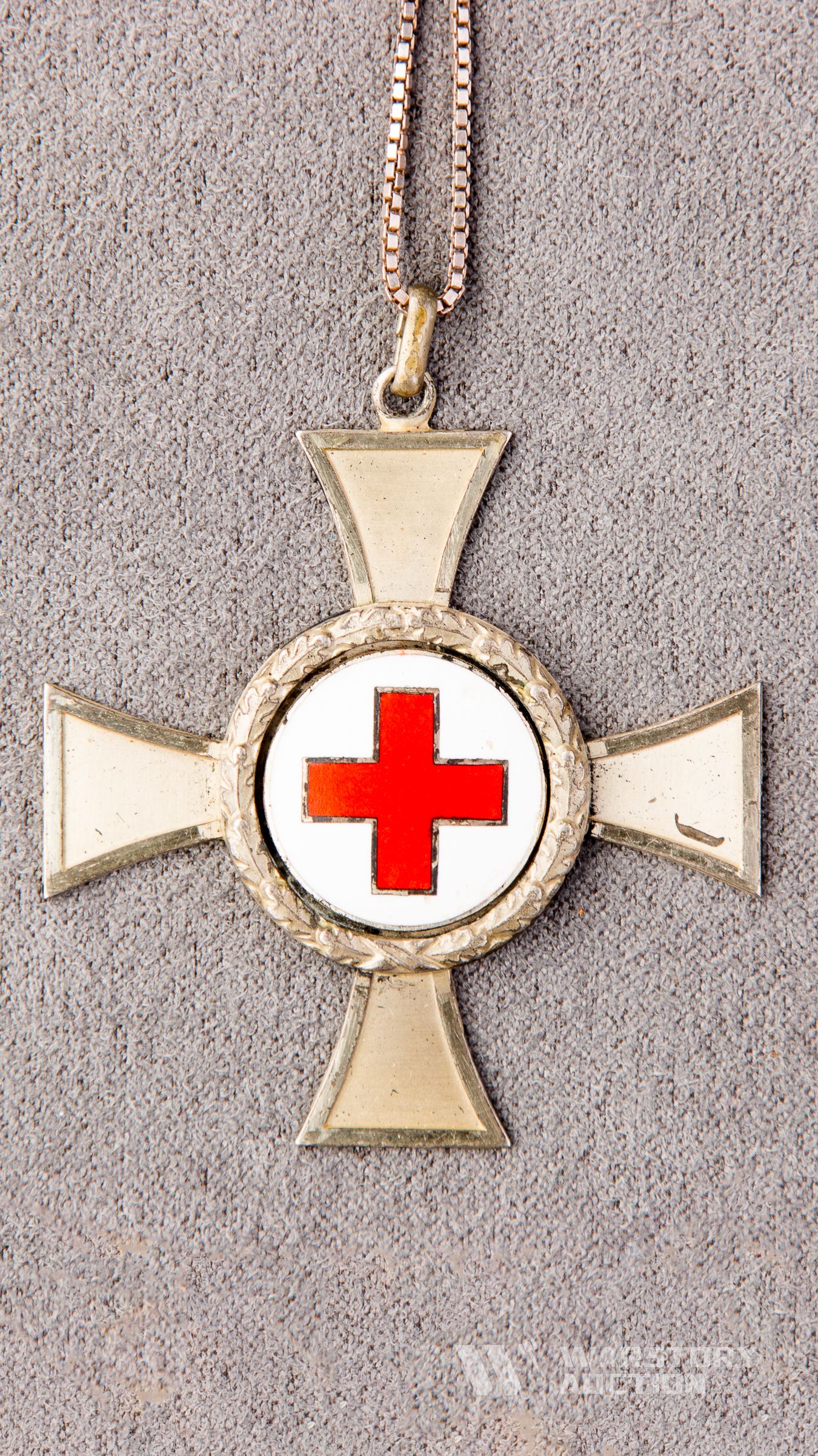 Сестринский крест с венком за 15 лет службы. Проба серебра “800”. Веймарская республика.