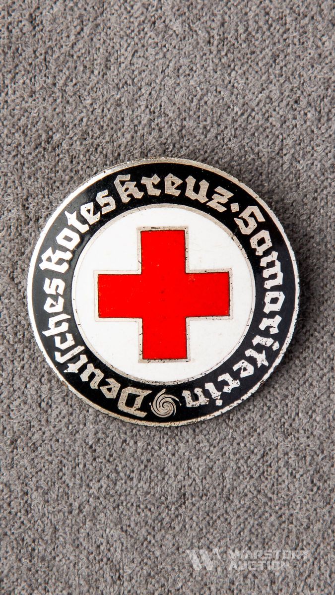 Брошь сестры-самаритянки Немецкого Красного Креста. (DRK). 1935-1945 гг.