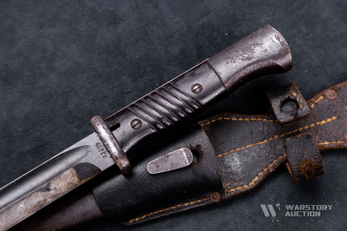 Немецкий штык к винтовке системы Маузера образца 1884/98 гг., парные номера 3535