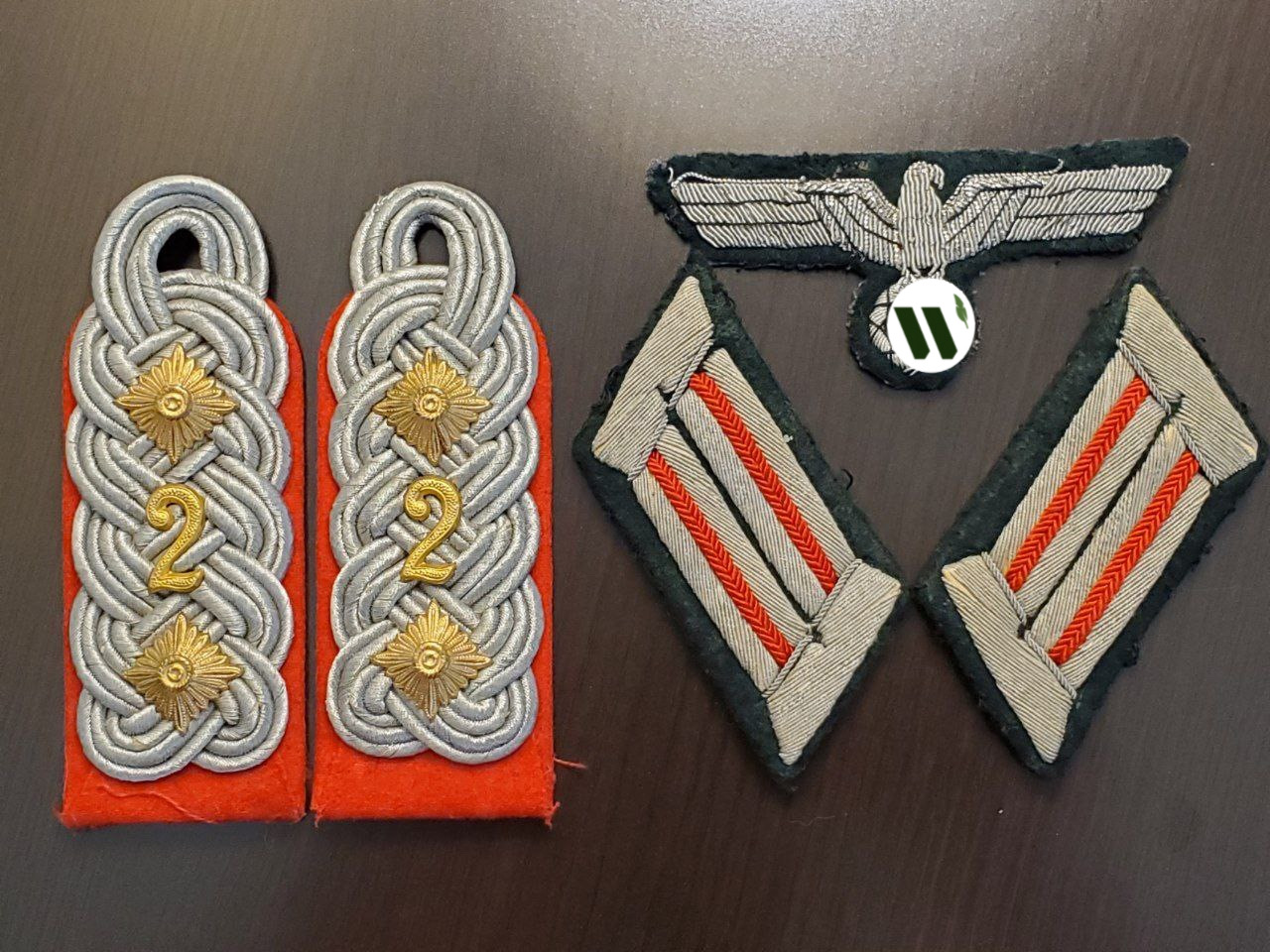 Комплект знаков отличия офицера артиллерии Вермахта из коллекции в США