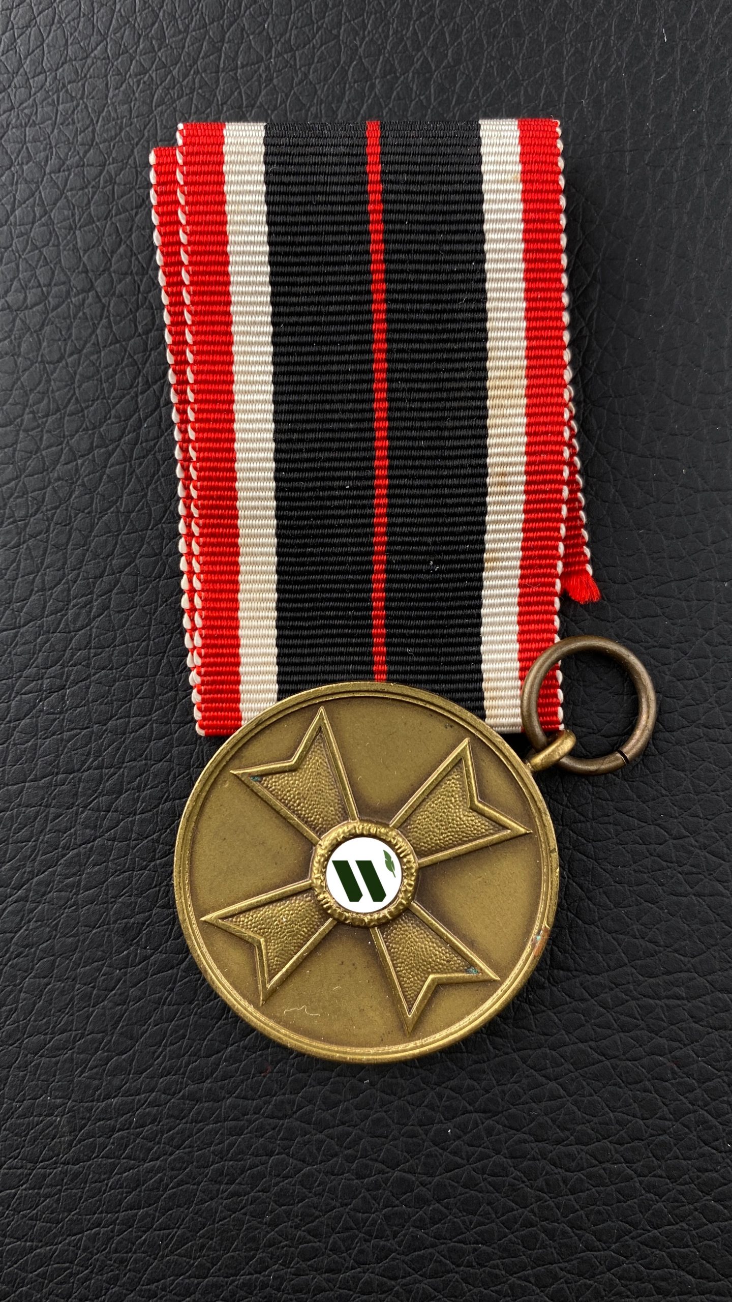 Медаль креста военных заслуг.