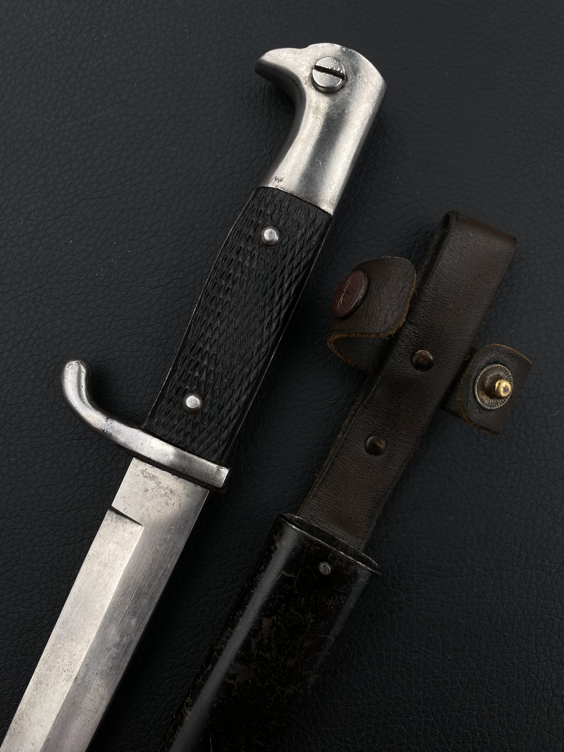 Боевой нож, «акулий зуб» KS-98 Carl Eickhorn. Первая четверть ХХ века