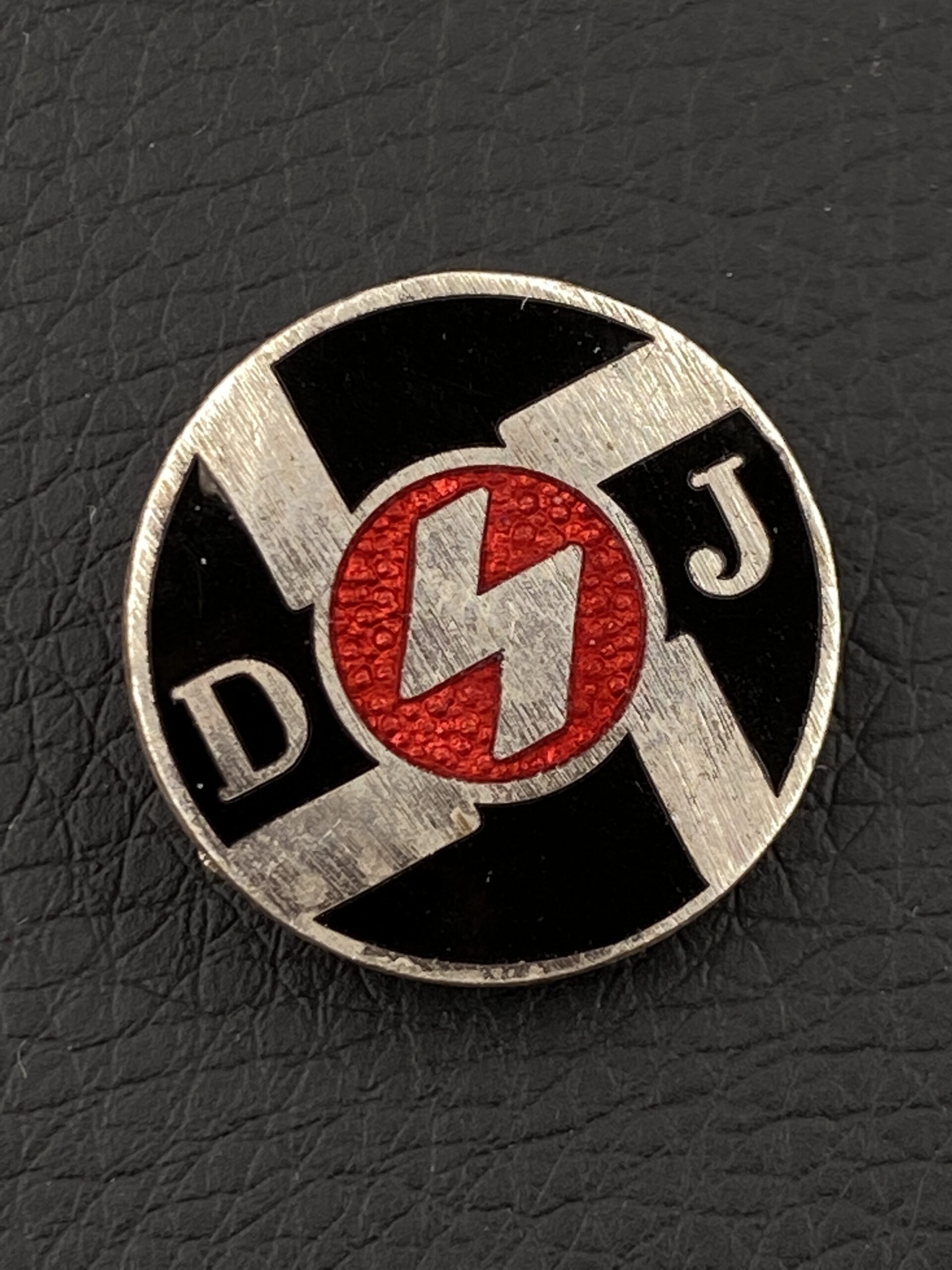 Членский знак Deutsche Jungvolk.
