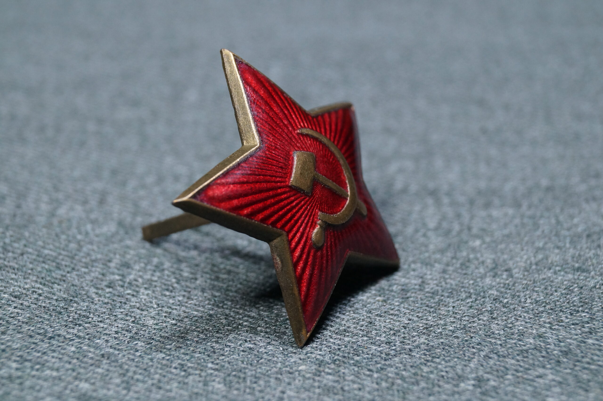 WARSTORY AUCTION - Звезда кокарда на фуражку СССР 40-50 года