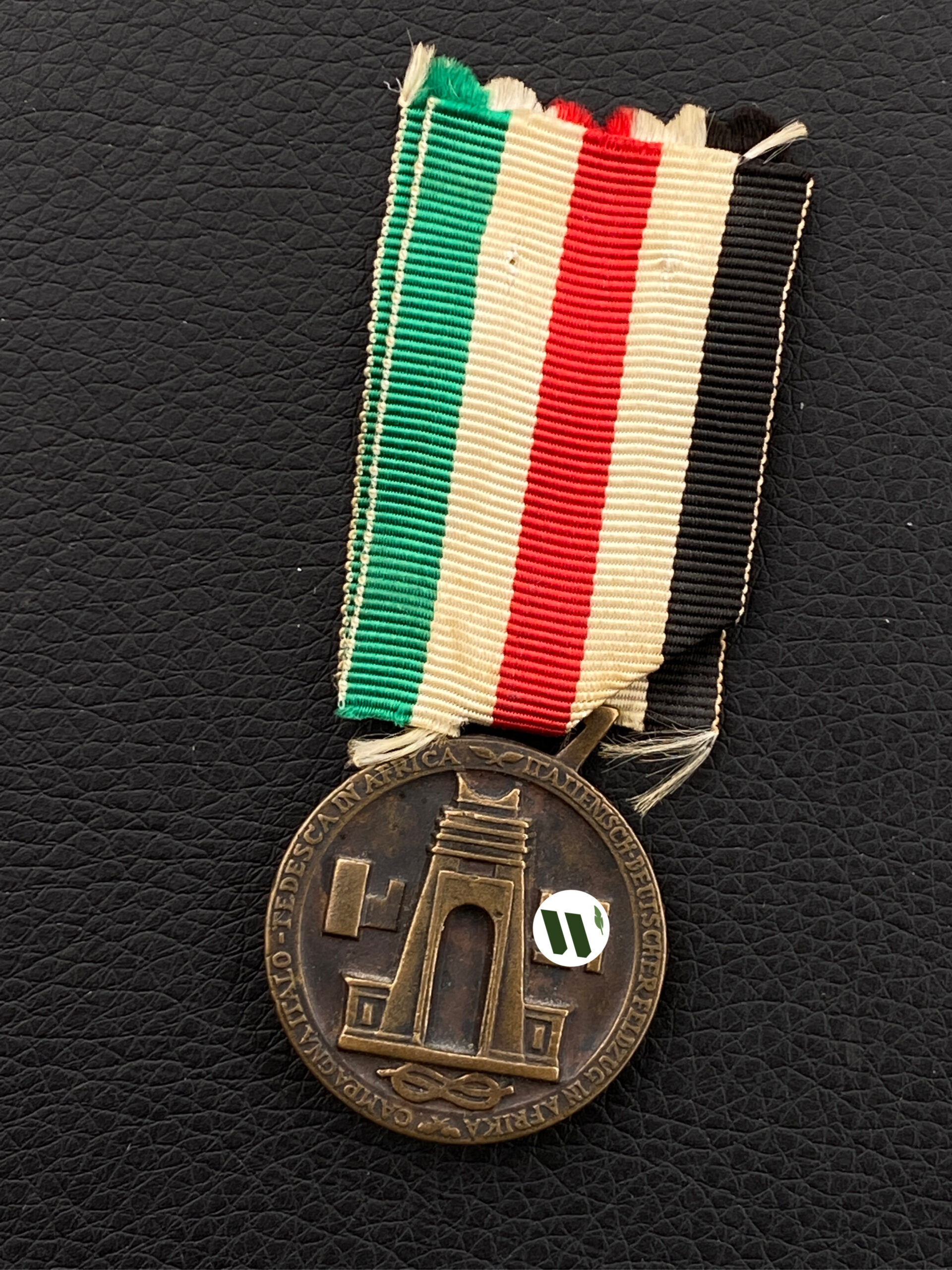 Медаль за африканскую кампанию 1941 года.
