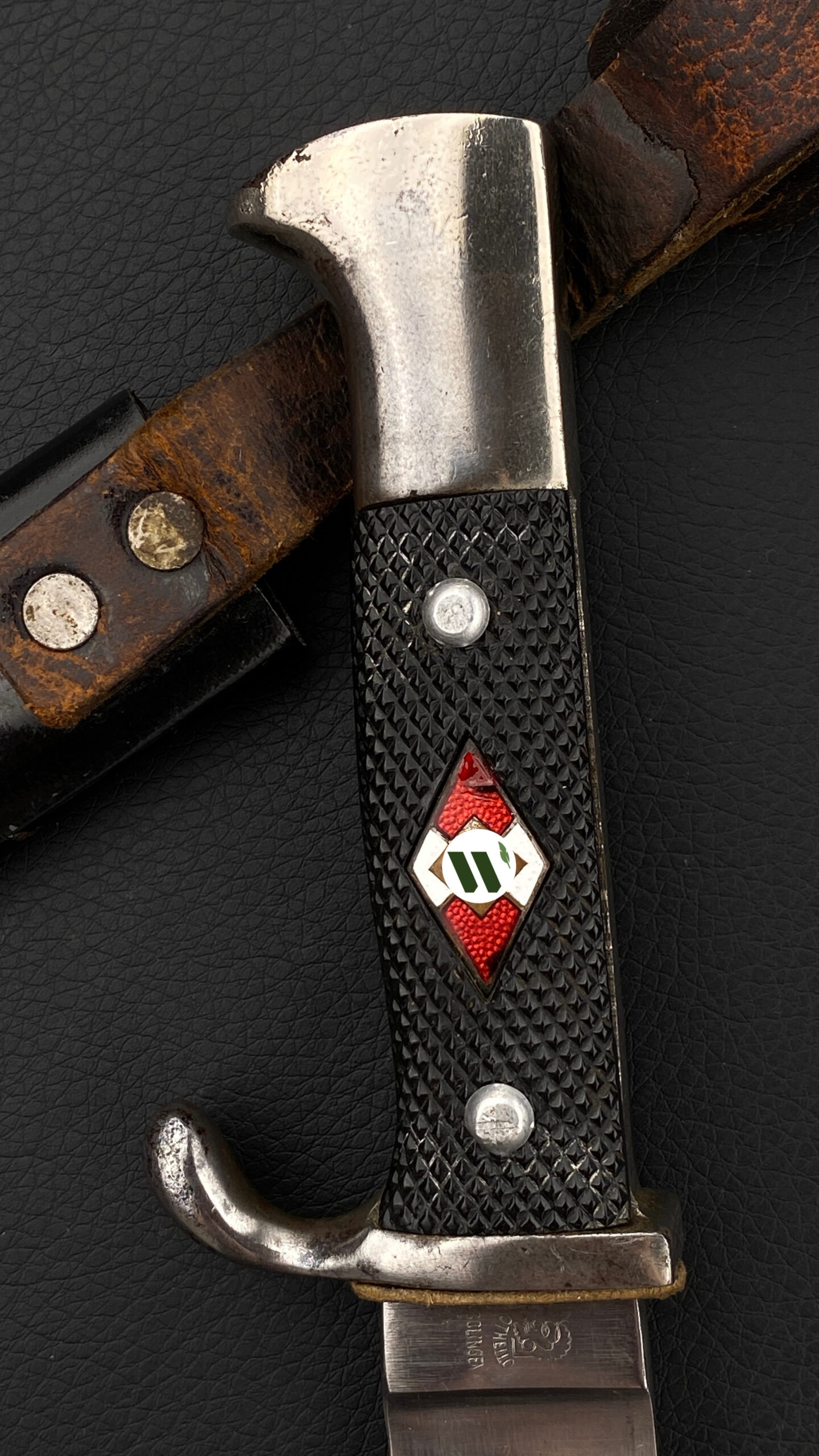Нож членов молодёжной организации ГитлерЮгенд образца 1933 г. (клинок не оригинал)