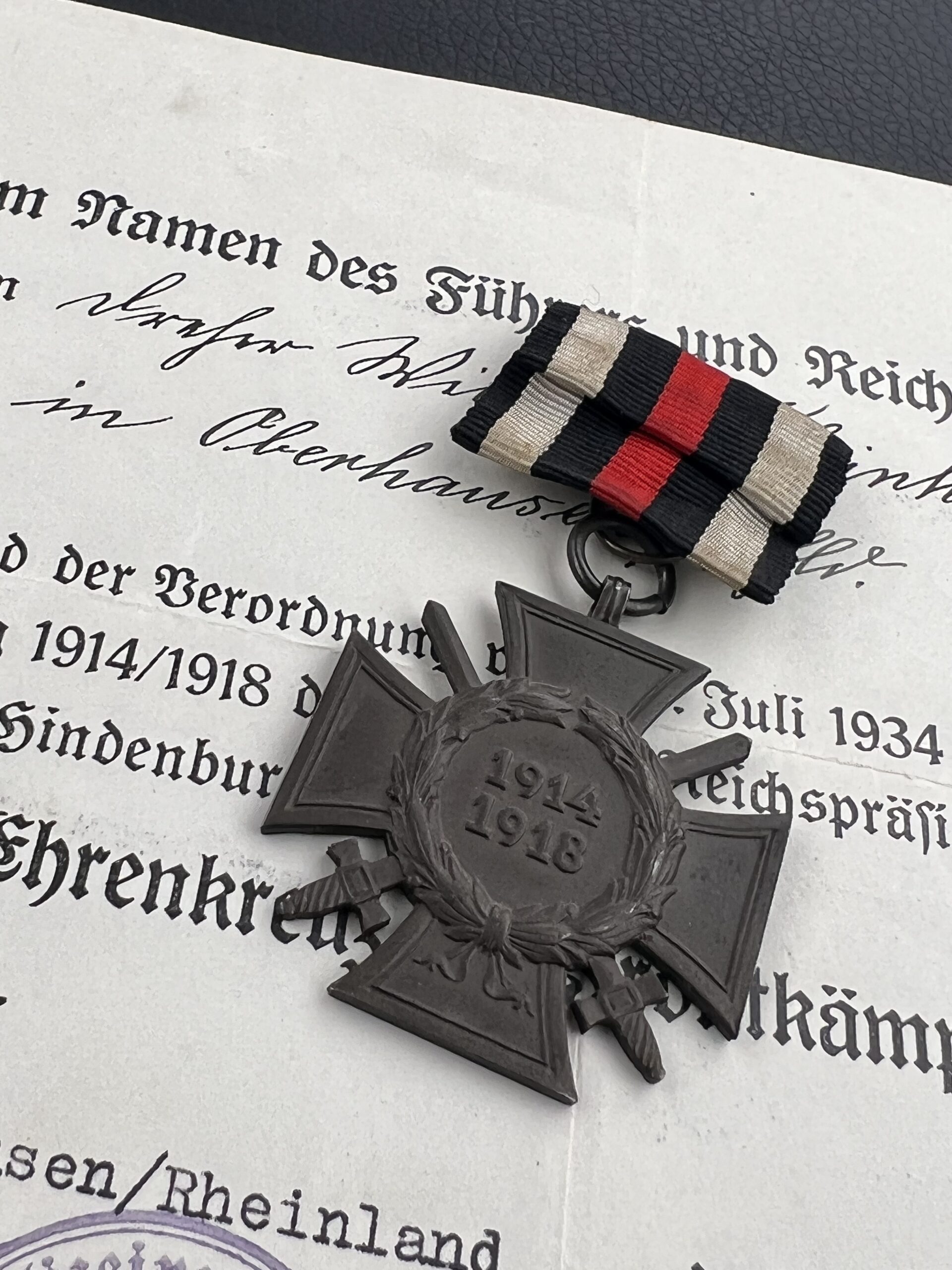 Крест Гинденбурга с документом