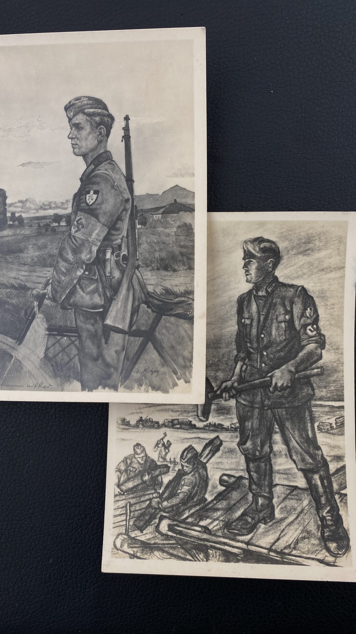 2 открытки с солдатами РАД.