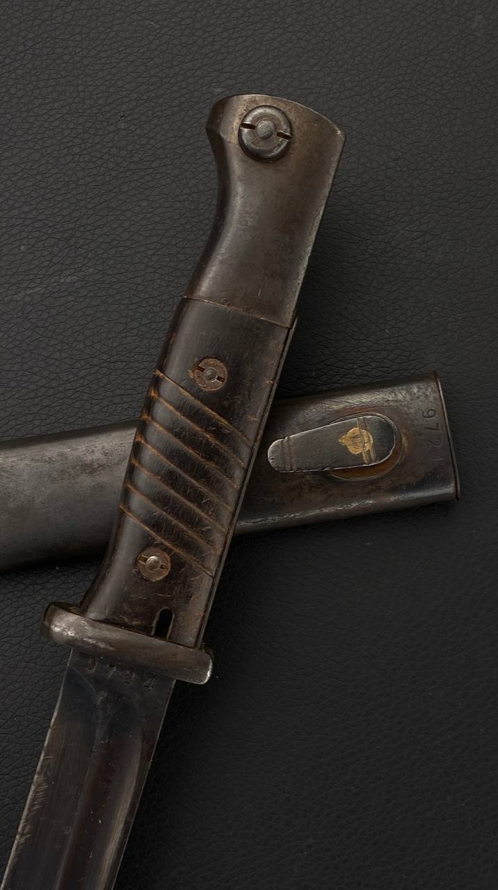 Немецкий штык к винтовке системы Маузера образца 1884/98 гг. парные номера 9724