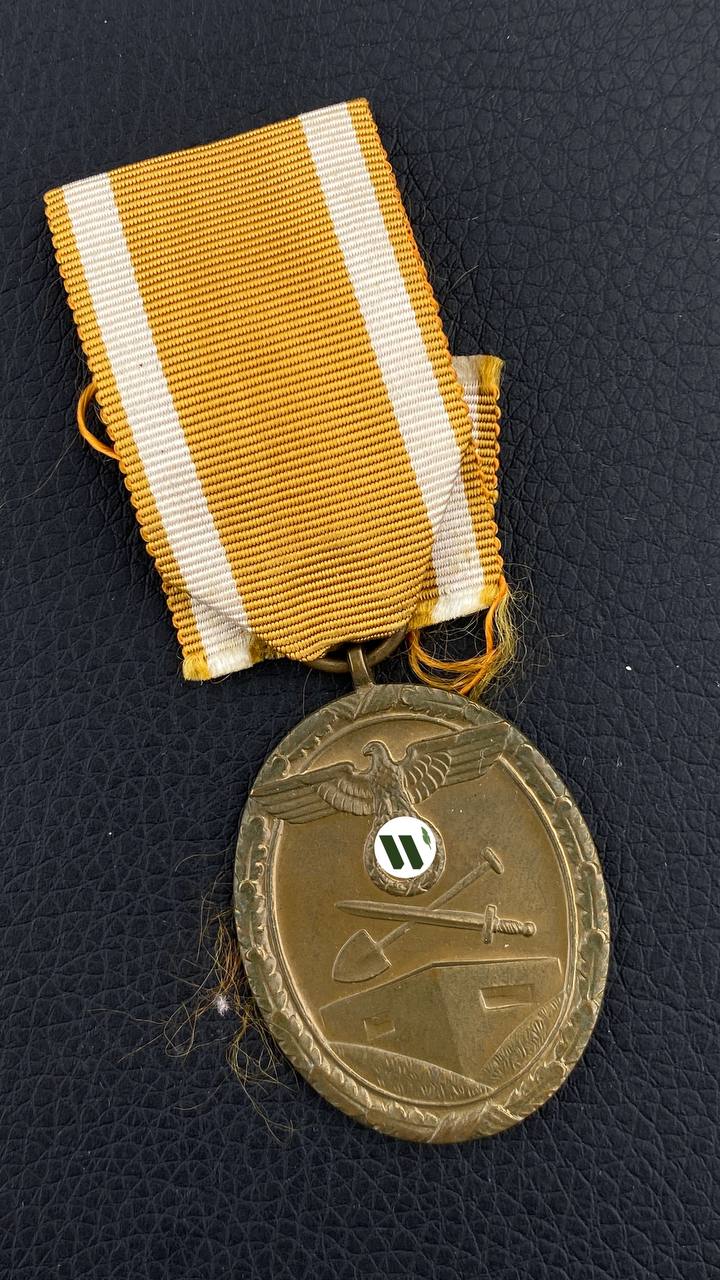 Медаль «За строительство Западного вала» от Алексея С.