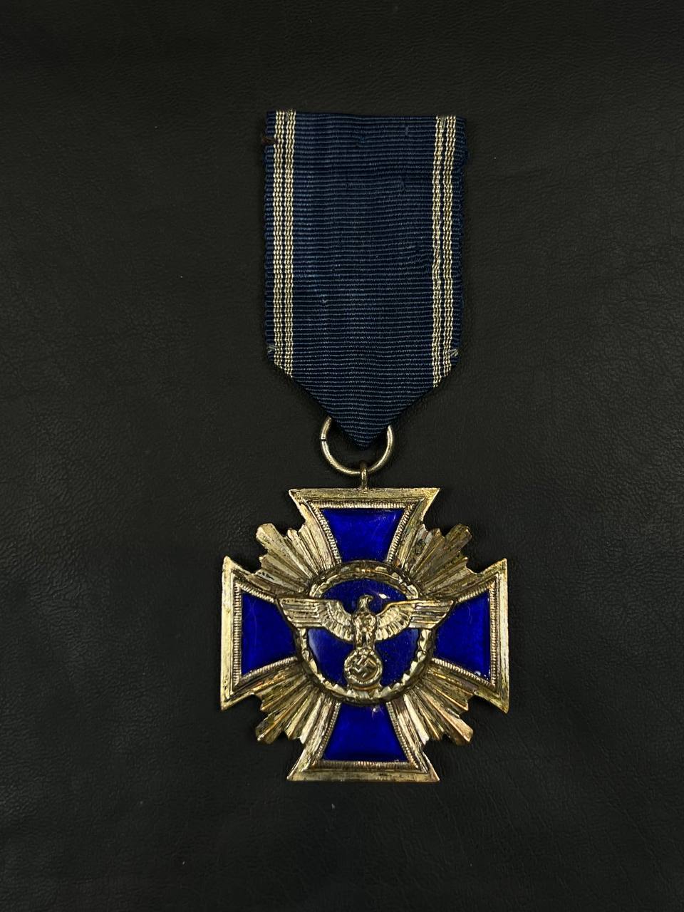 Медаль «За выслугу лет в НСДАП» (NSDAP 15 Year Service Ribbon)