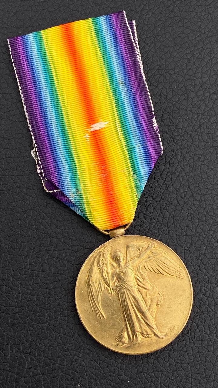 Великобритания. Медаль Победы (англ. Victory Medal, Межсоюзническая Победная медаль) .