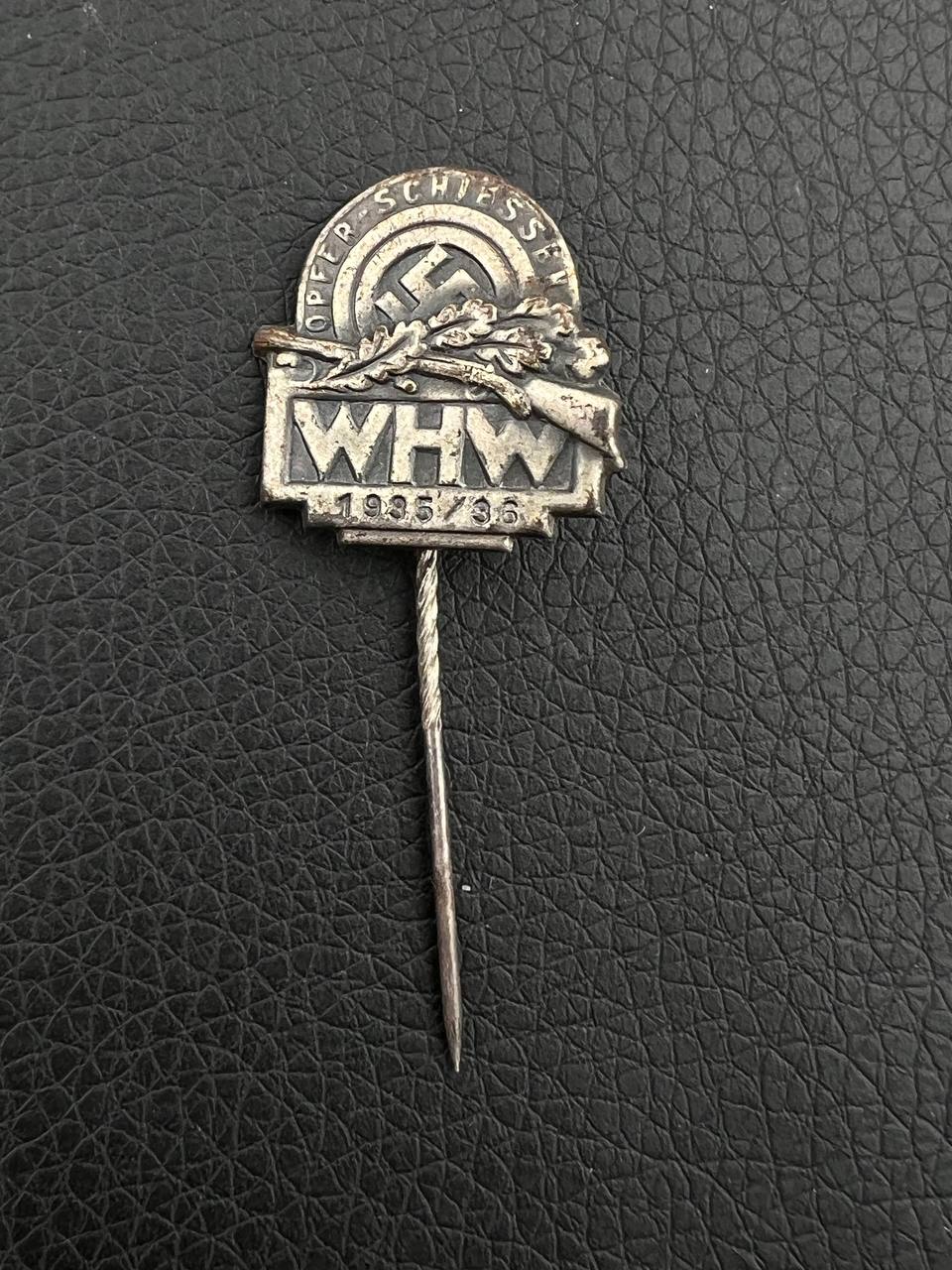 Значок, посвященный стрельбам под эгидой WHW.
