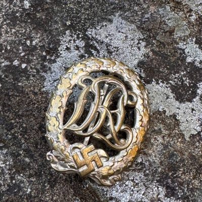  Немецкий имперский знак отличия за физическую подготовку "DRL" образца 1937 года в серебре. [WERNSTEIN] D.R.G.M.. От Алексея С.