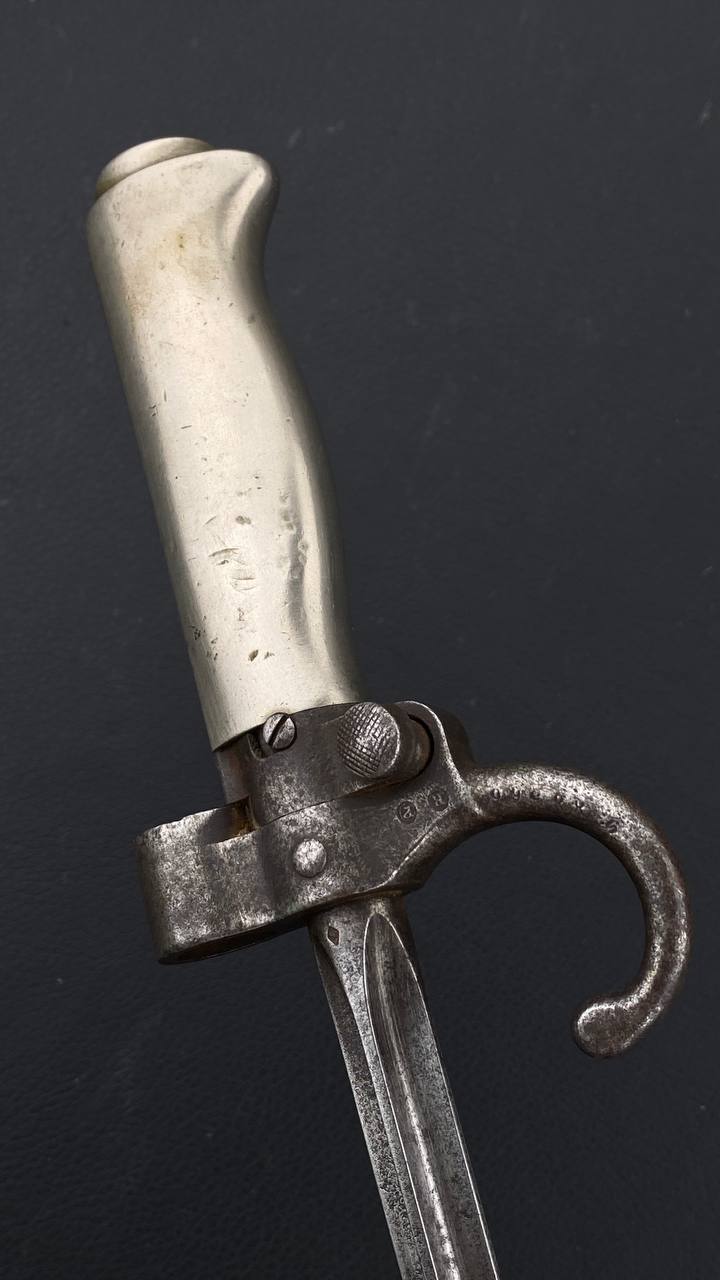 Штык образца 1886 и 1886/35 года к винтовкам системы Лебеля без ножен