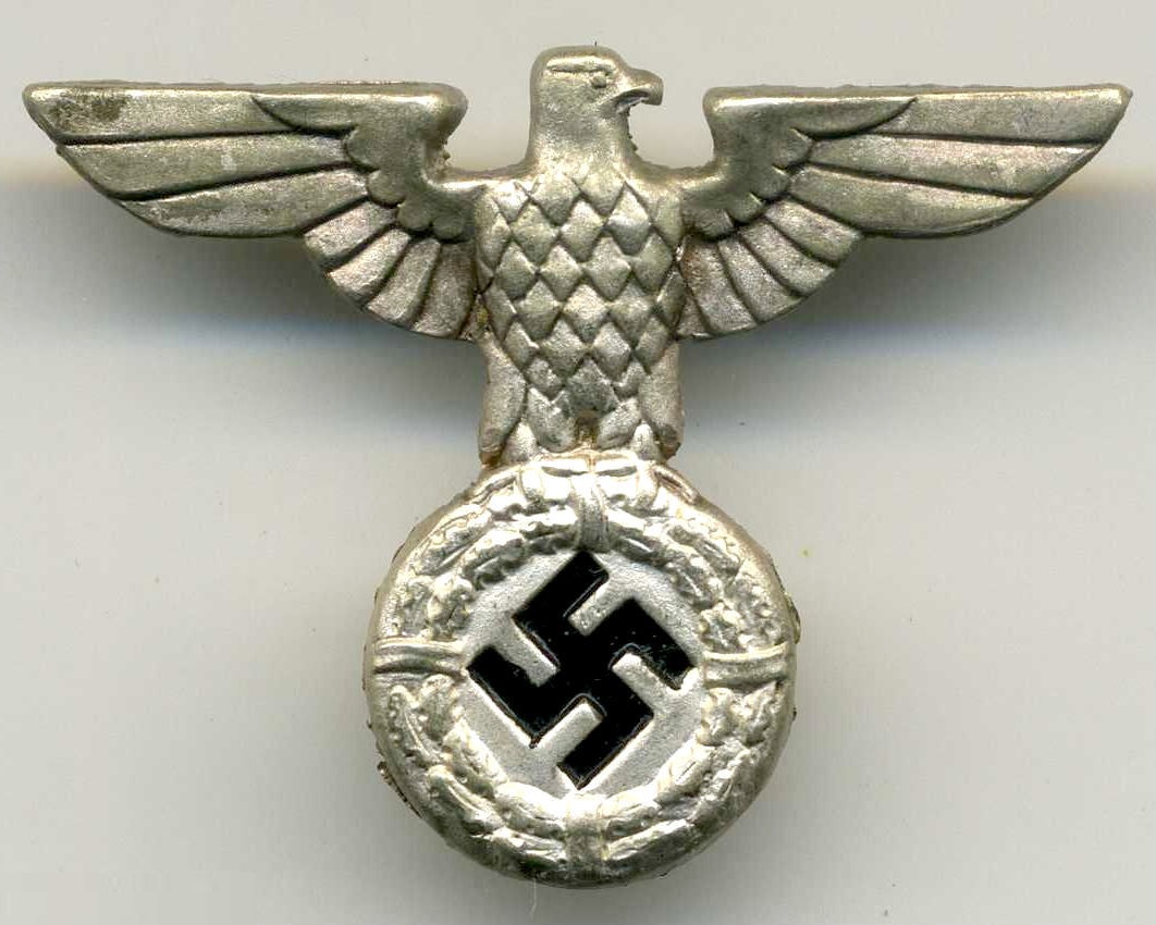 Ранний (обр. 1934 года) орёл-кокарда с фуражки руководителя НСДАП или кепи СС.