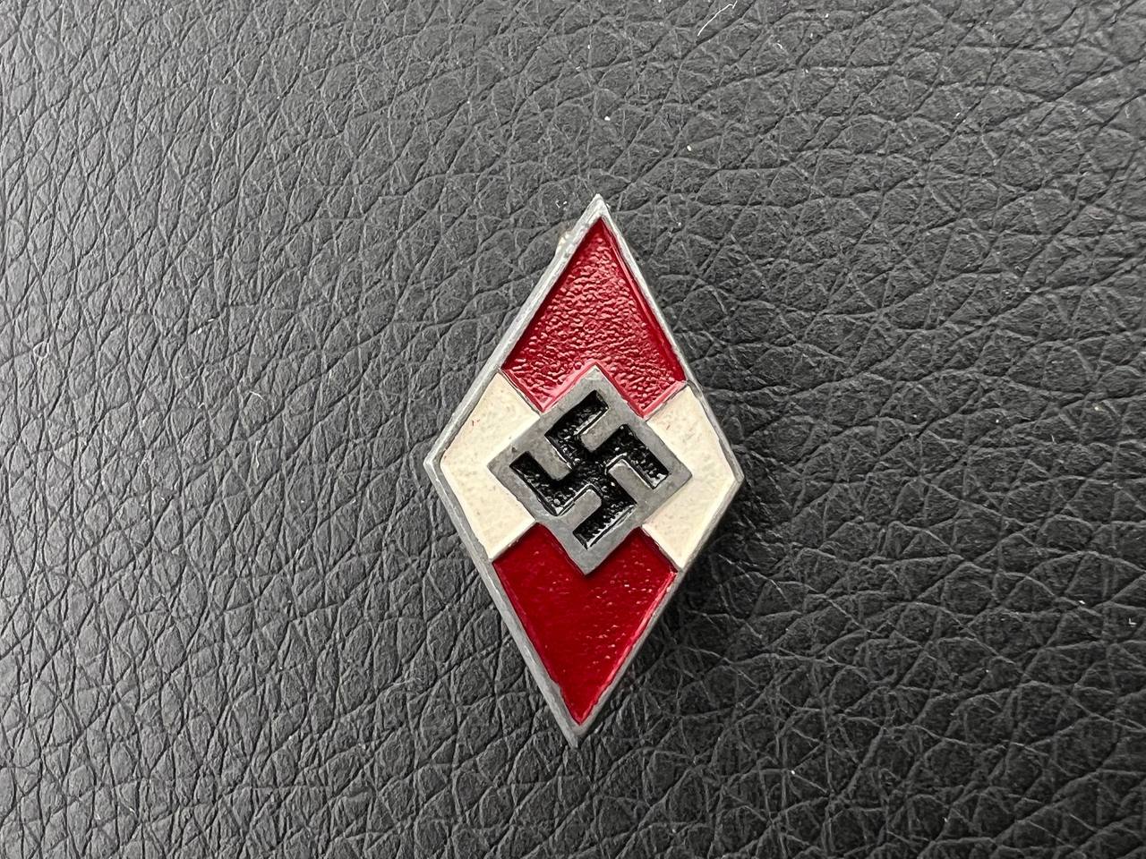 Членский знак Гитлерюгенд. Цинк. От Алексея С.