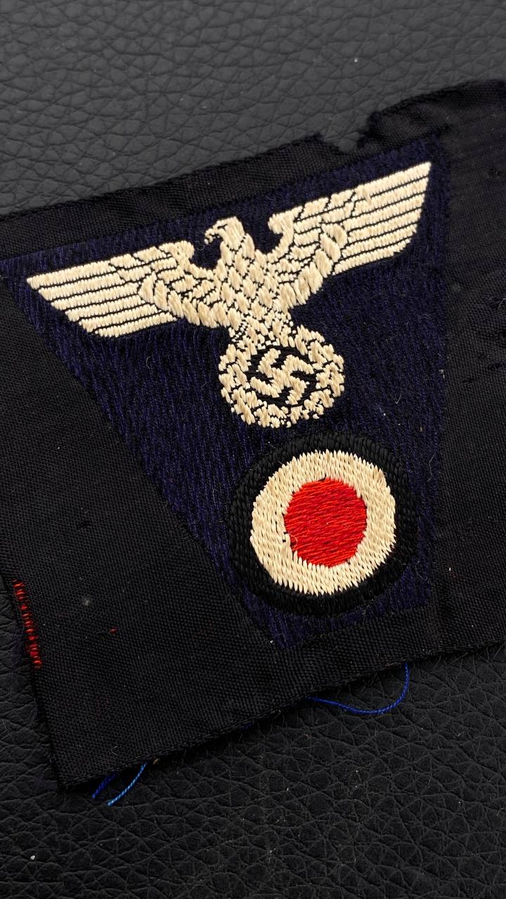 Шитый орел на кепи образца 1943 г. Машинная вышивка BeVo.