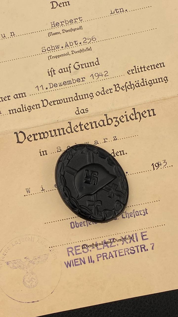 Знак За ранение в черном 1939 г. с документом