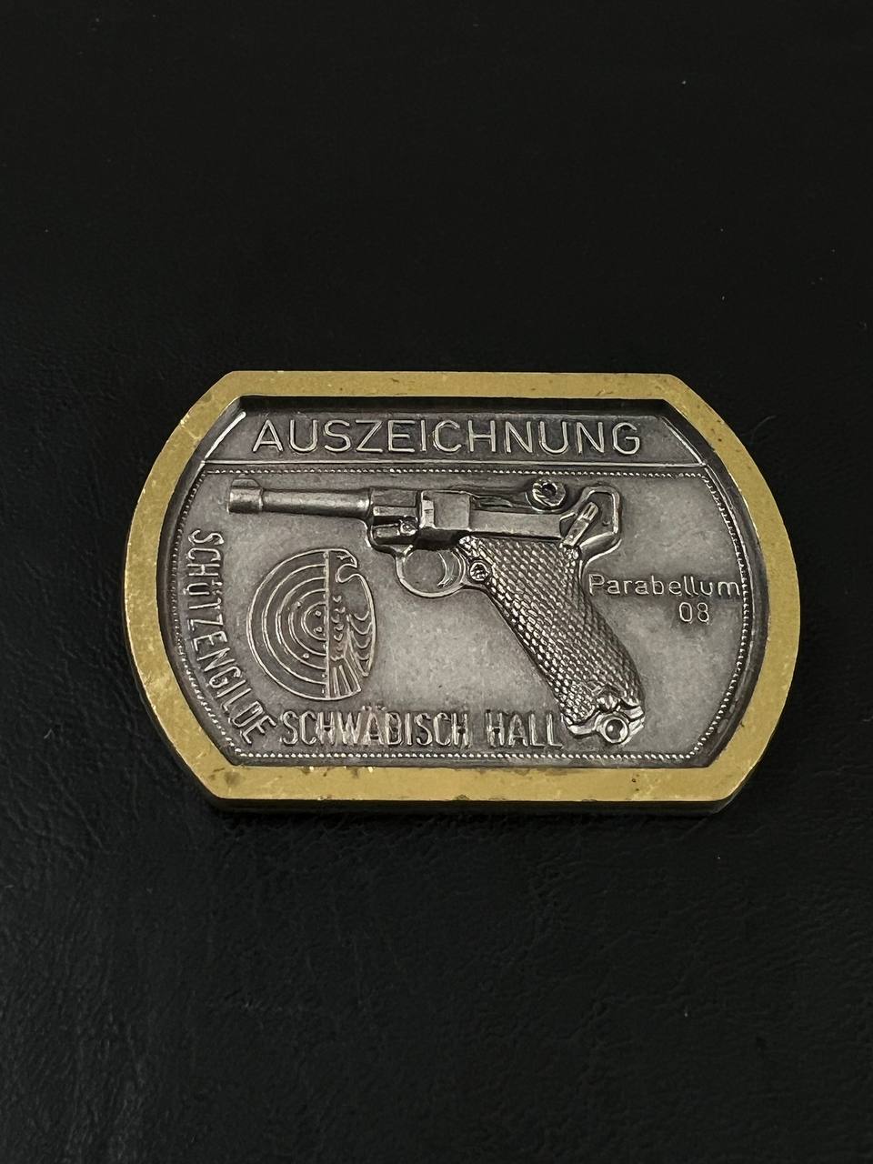 Значок за стрельбу из парабеллума. Германия, 2-я пол. XX в. От Алексея С.