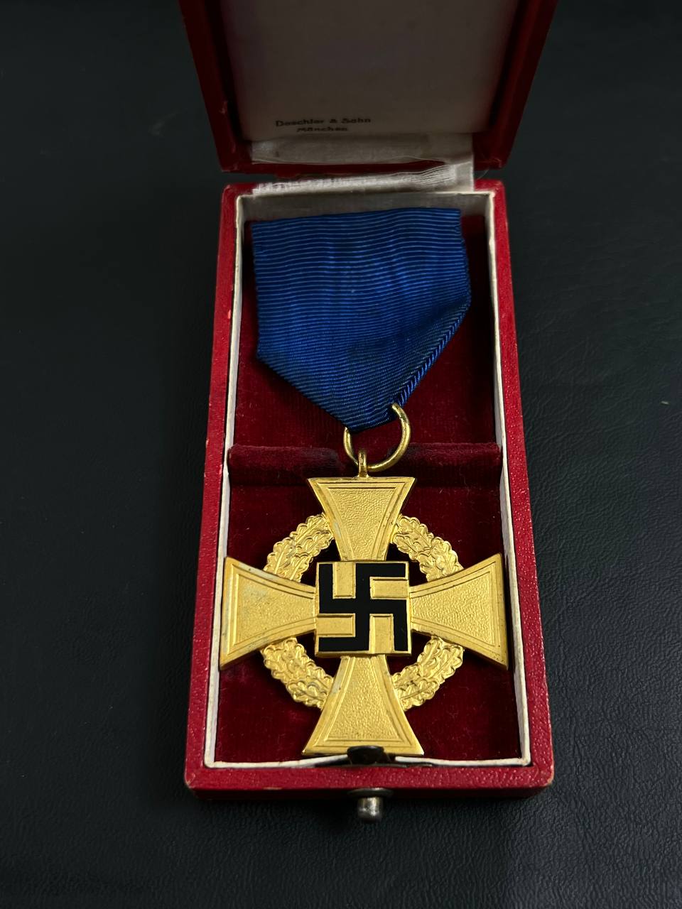Медаль За 40 лет гражданской выслуги в коробке. От Алексея С.