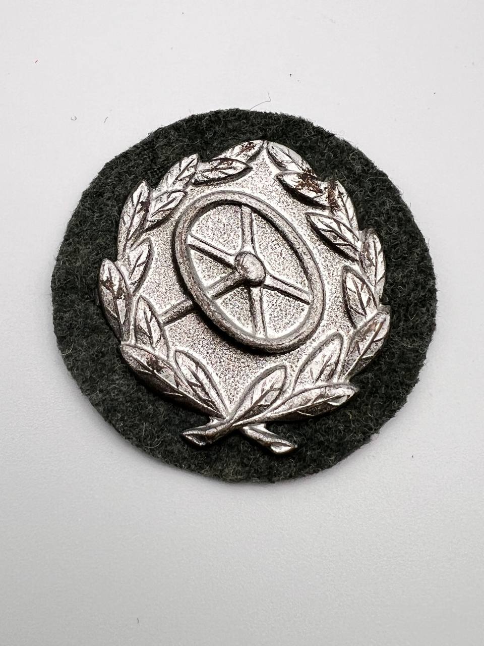 Знак водителя в серебре. От Алексея С.