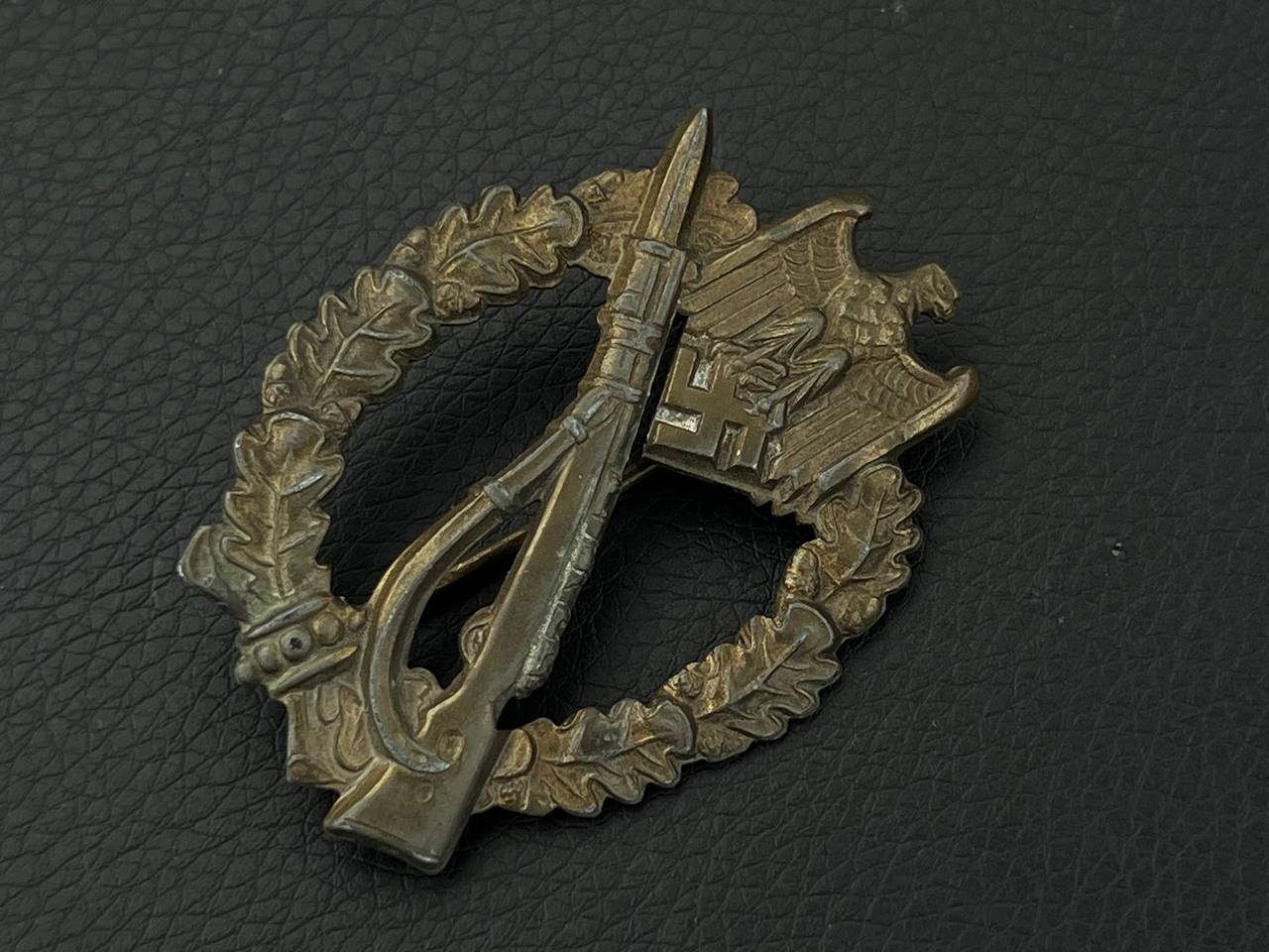 Квалификационный знак за пехотный штурм (нем. – Infanterie Sturmabzeichen). От Алексея С.