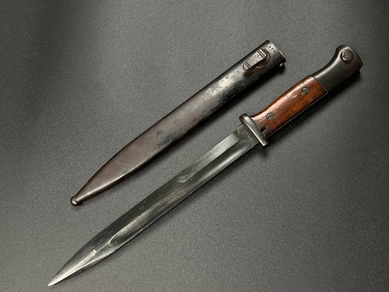 Штык к винтовке системы Маузера обр.1884/98 разные номера 8922/4521 от Алексея С.