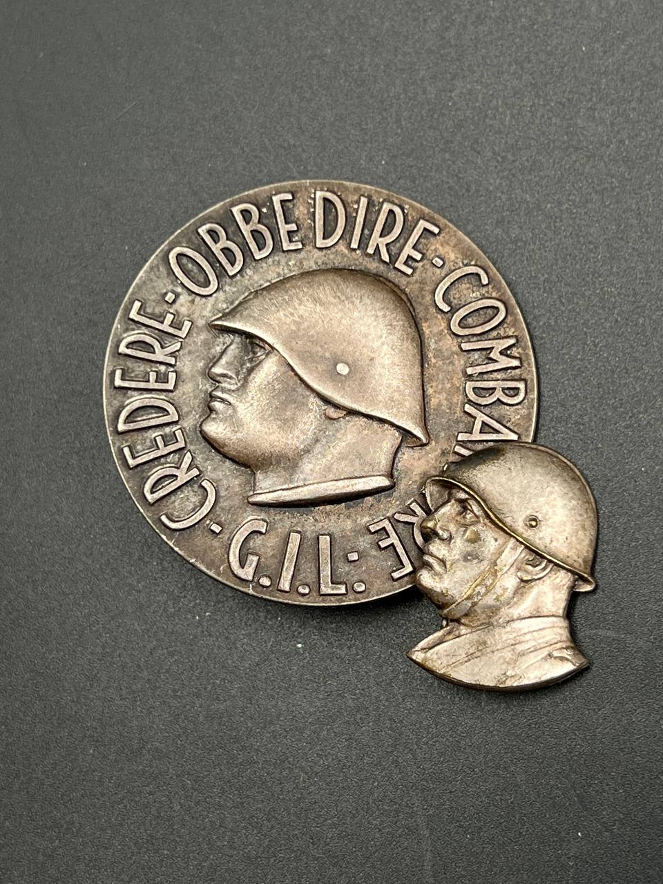 Италия 1918 — 1945 гг. 2 знака G.I.L. Итальянской молодёжной лиги Муссолини. От Алексея С.