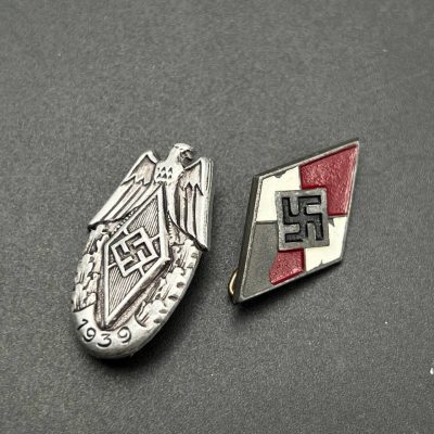  Знак спортивных соревнований HJ 1939 года. [HILLENBRAND & BRÖER] RZM код: M9/89. Комплект с членским знаком HJ. От Алексея С.