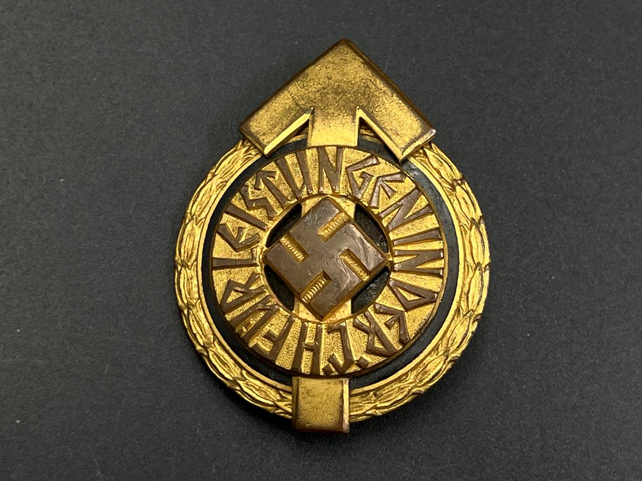 Спортивный знак лидера Гитлерюгенда. От Алексея С.
