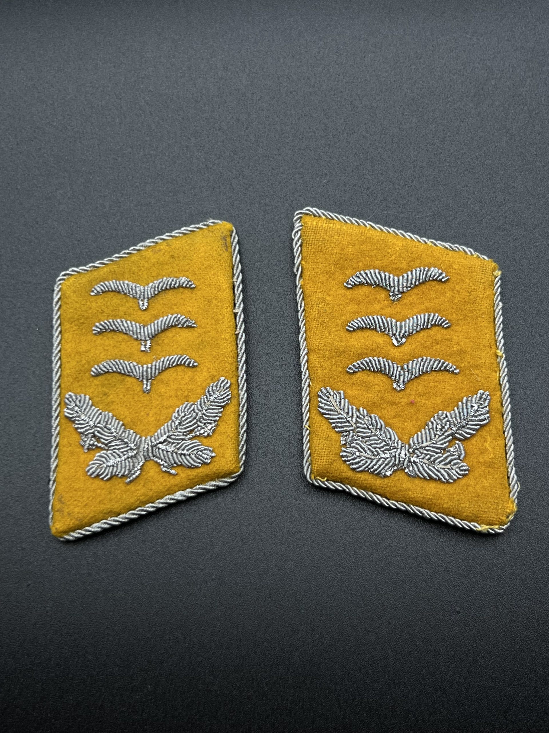 Петлицы капитана Люфтваффе