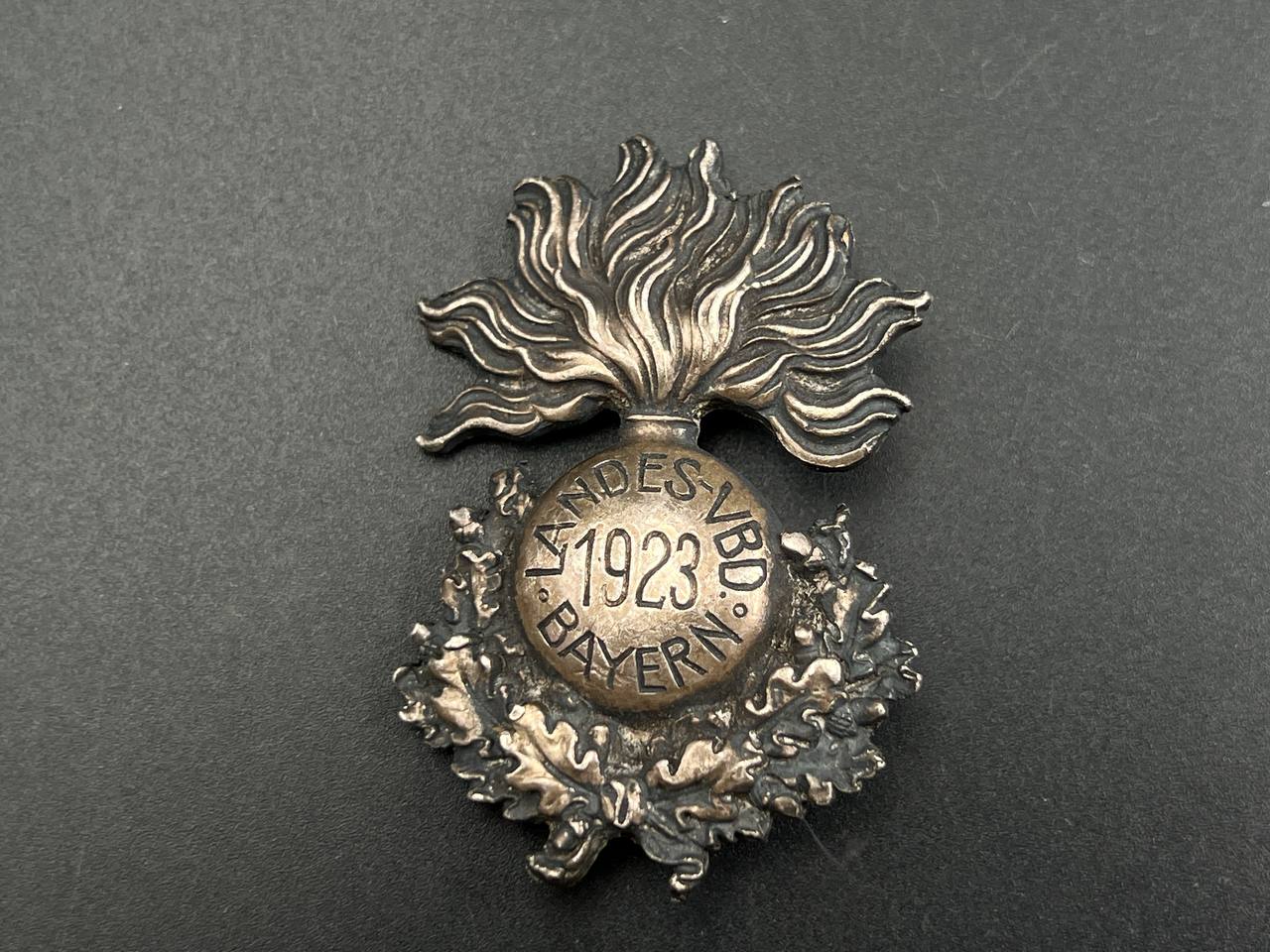 Почетный знак земельного союза тяжелой артиллерии Баварии. 1923 г. От Алексея С.