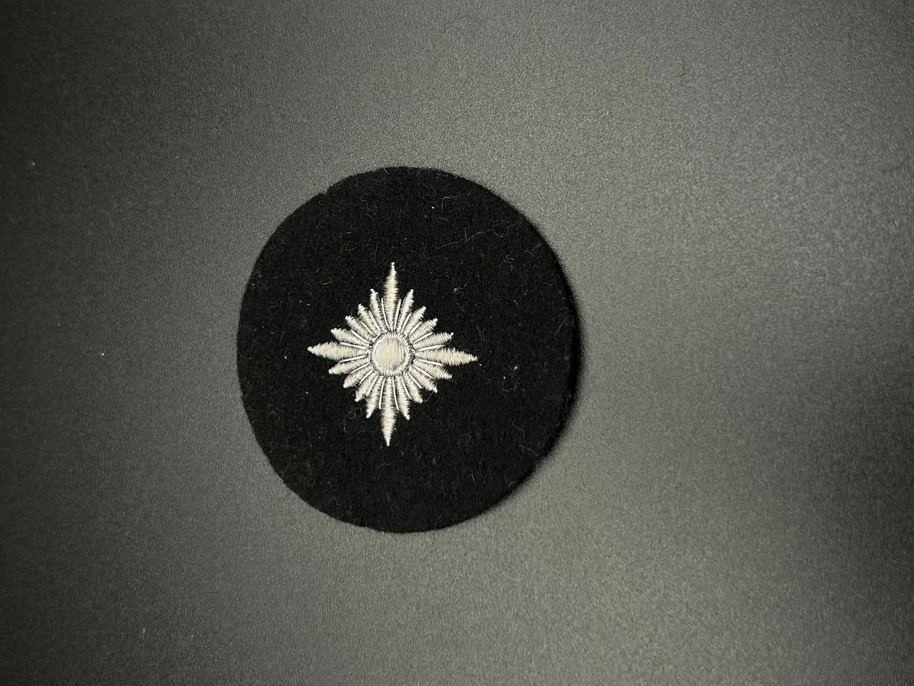 Нарукавный знак СС для обершюце/старший стрелок (SS-Oberschütze).
