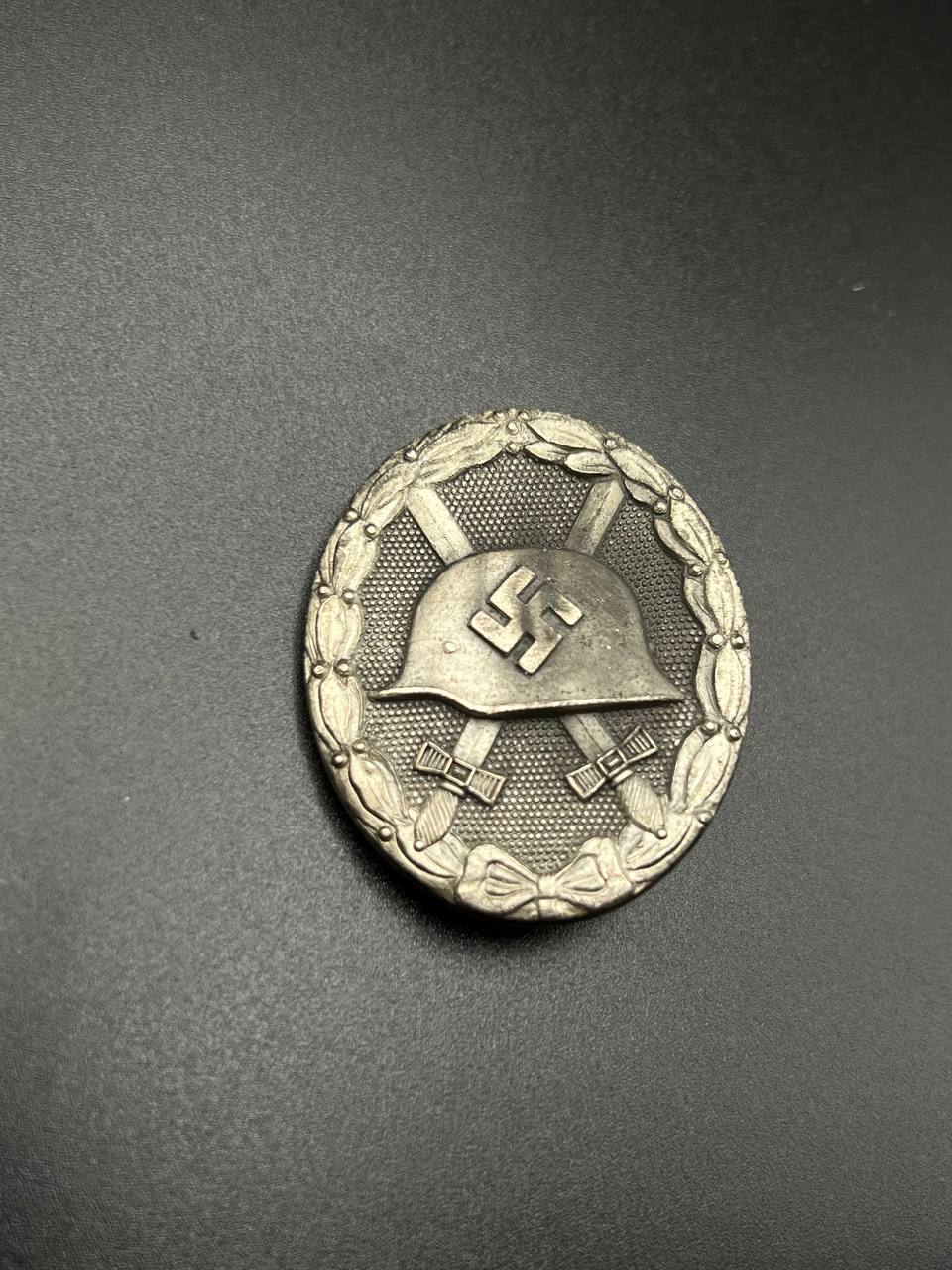 Знак за ранение в серебре. Клеймо. От Алексея С.