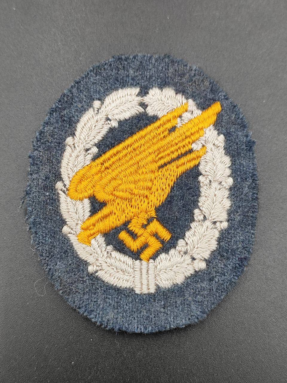 Шитый знак парашютиста Люфтваффе. От Алексея С.