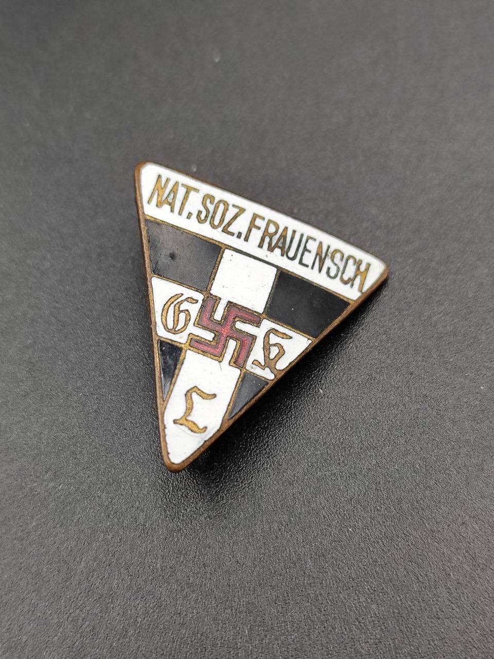 Знак NS-Frauenschaft. 20 мм.