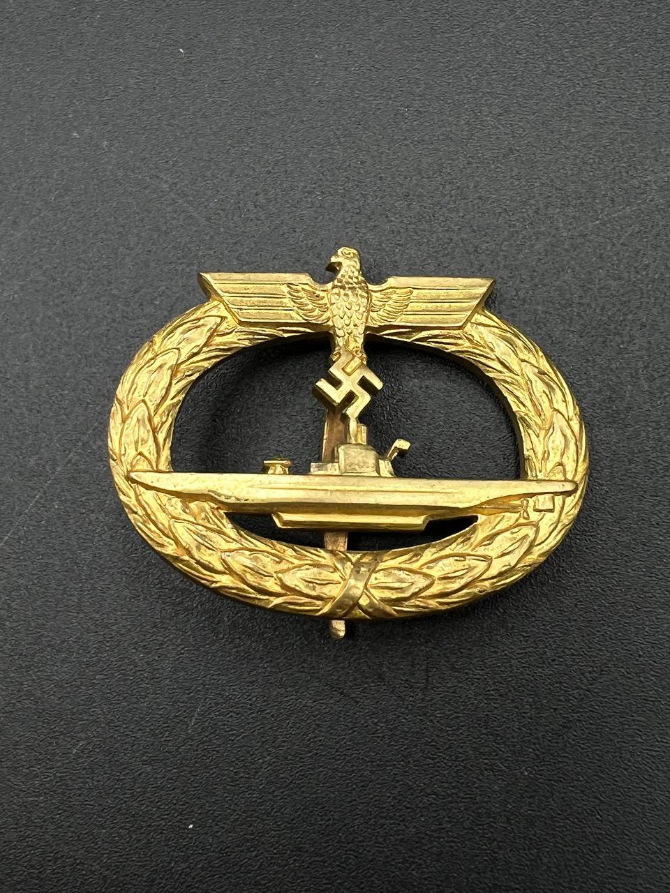 Нагрудный военный знак для экипажей подводных лодок [Schwerin] Бунтметалл. Редкий тип. От Алексея С.