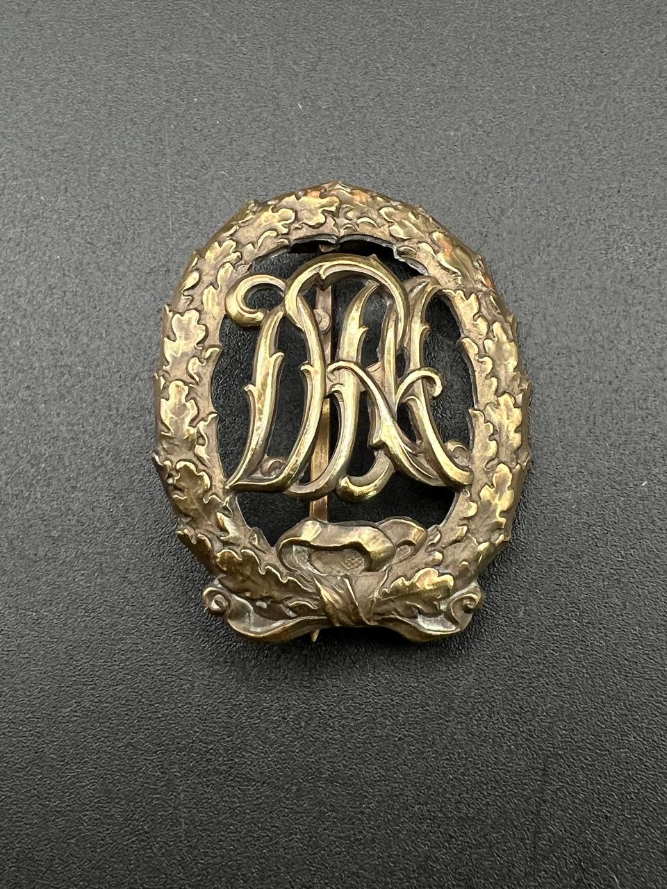Имперский спортивный знак ДРА (Deutsches Reichssportabzeichen) в бронзе. От Алексея С.
