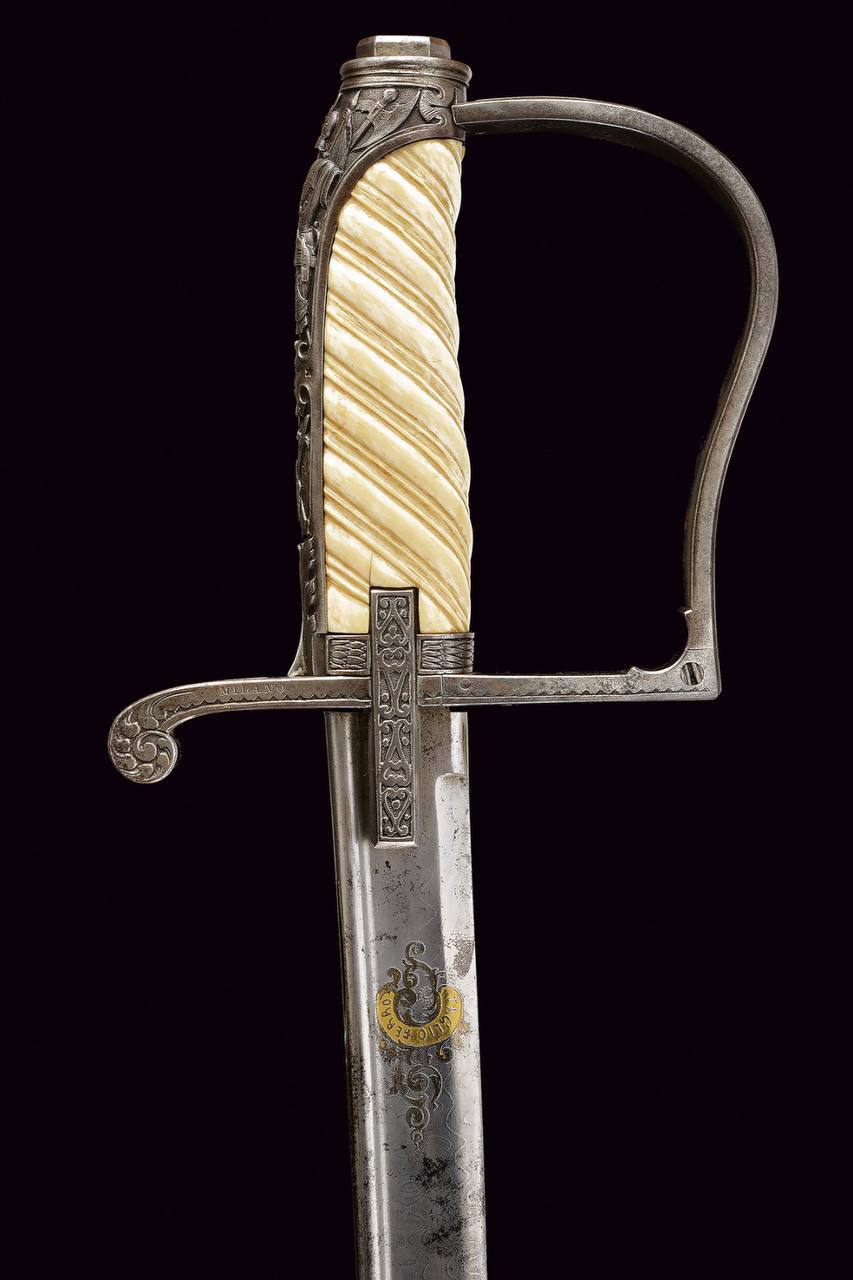 Итальянская генеральская сабля с немецким дамасским клинком. Раскладной эфес, ручная гравировка и чеканка ПО СТАЛИ(!!!)