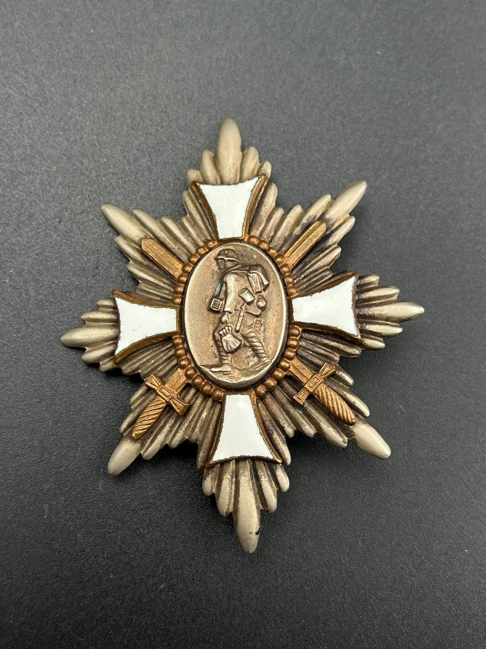 Немецкий полевой почетный знак. От Алексея С.
