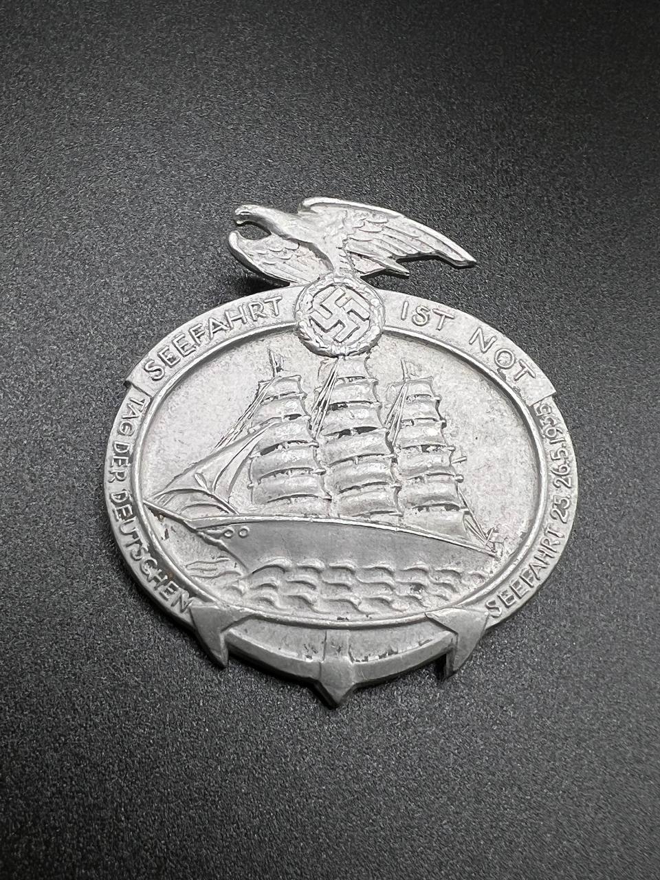  Знак День флота “Seefahrt ist Not! – Kaiser der Deutschen Seefahrt” 1935 Friedrich Hosbach, Hannover-Linden 16