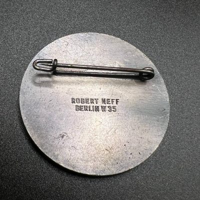  Знак «4-я Имперская сельскохозяйственная выставка, Мюнхен». 1937 Robert Neff, Berlin W35 