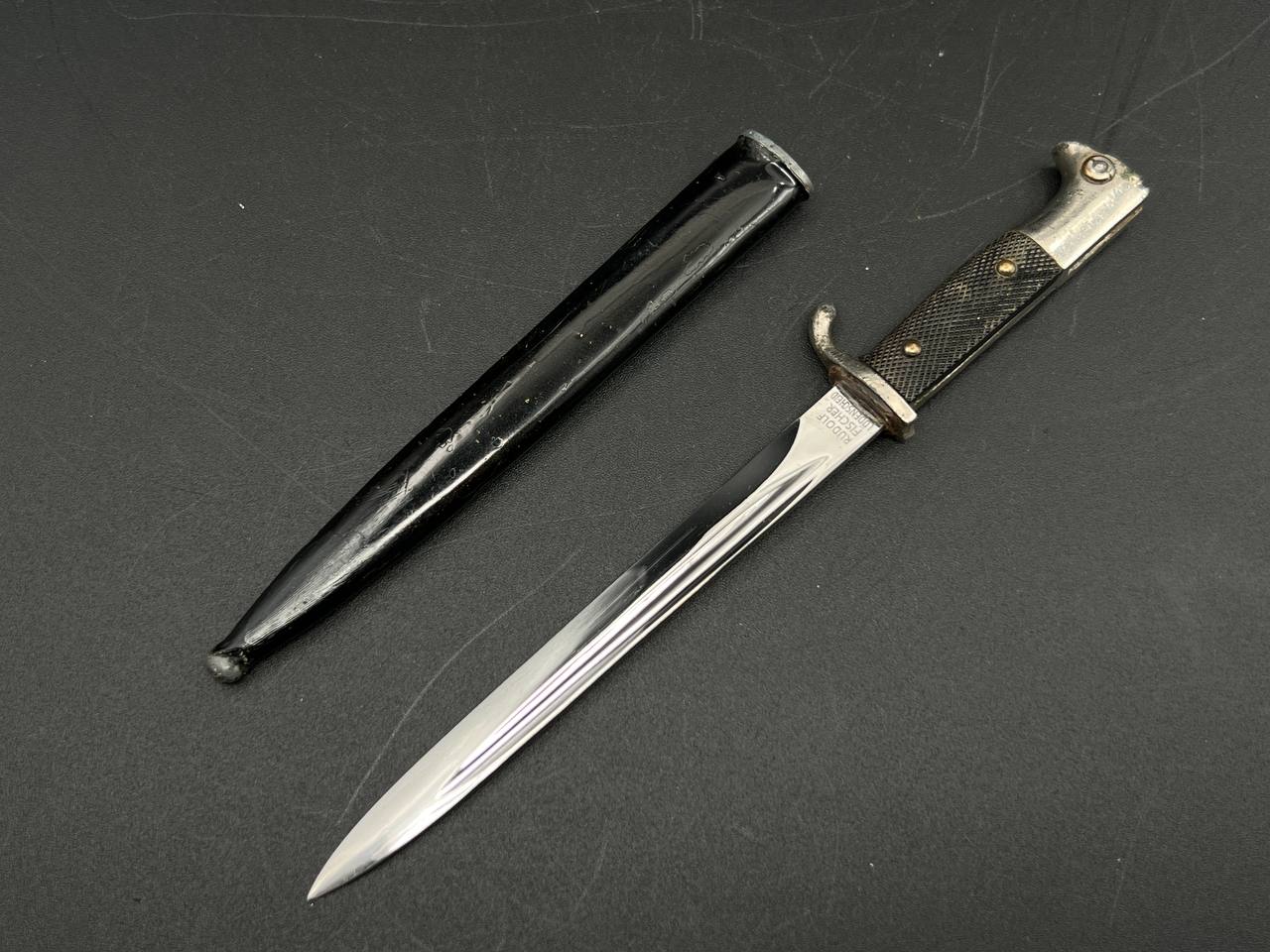 Миниатюра внестроевого (парадного) штыка с травлением.Rudolf Fischer Lüdenscheid. От Алексея С.