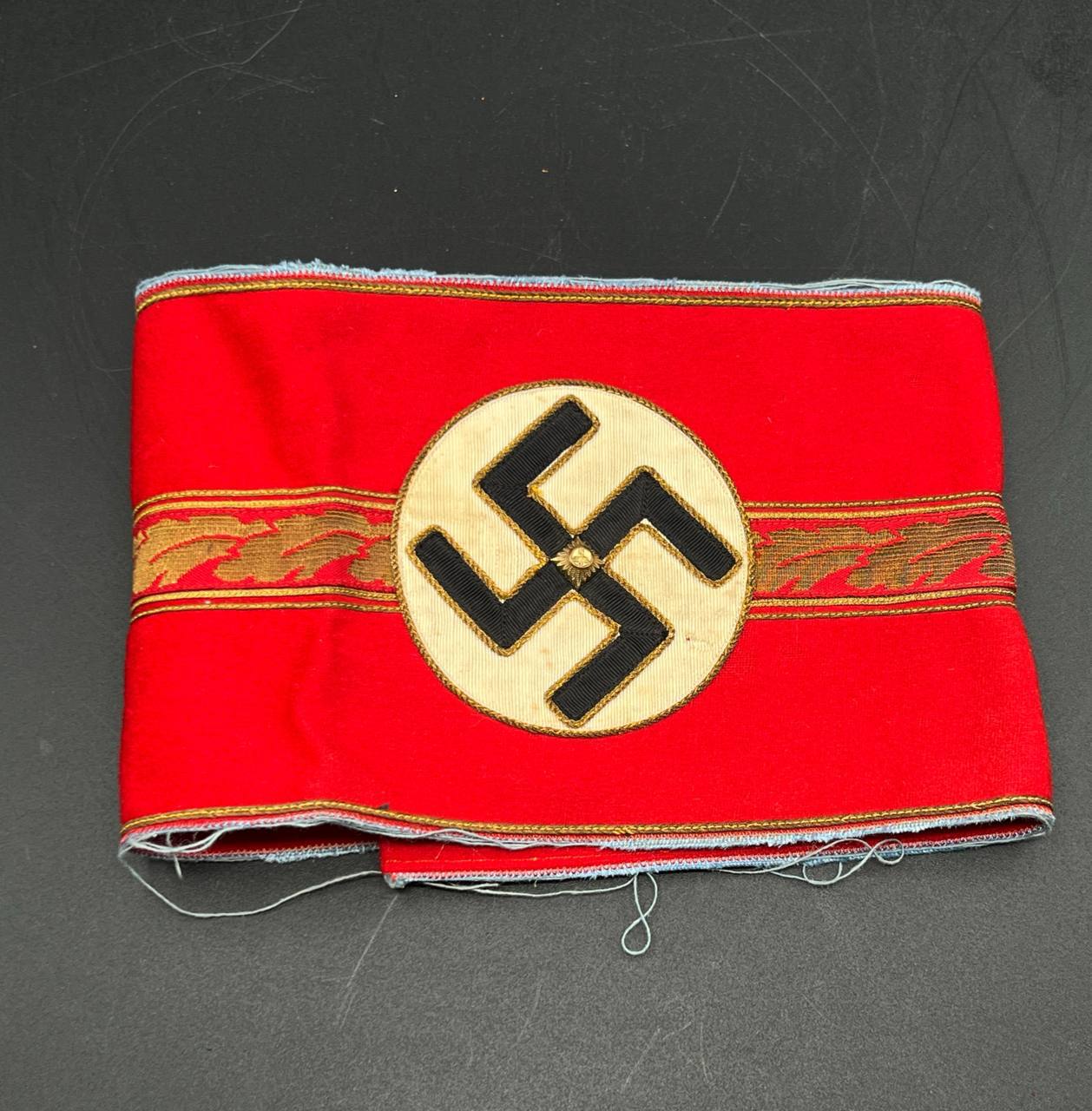 Повязка районного лидера НСДАП. От Алексея С.