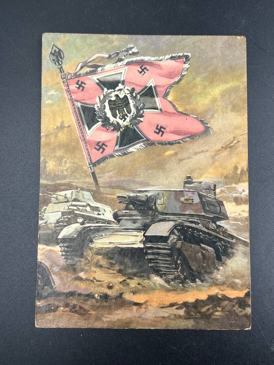 Открытка с флагом танковых войск.