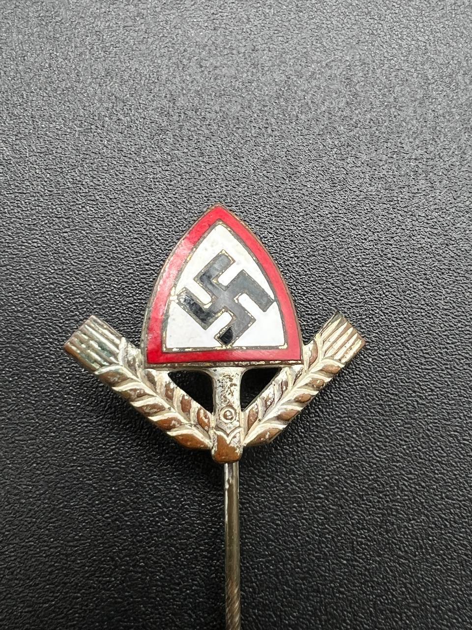 Миниатюра знака RAD (Имперская трудовая служба). От Алексея С.