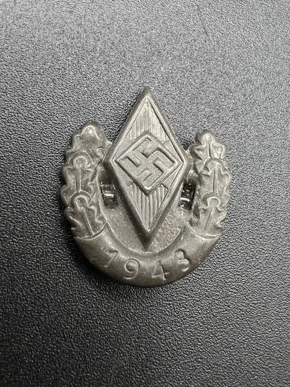 Знак соревнований Гитлерюгенда 1943 года. От Алексея С.